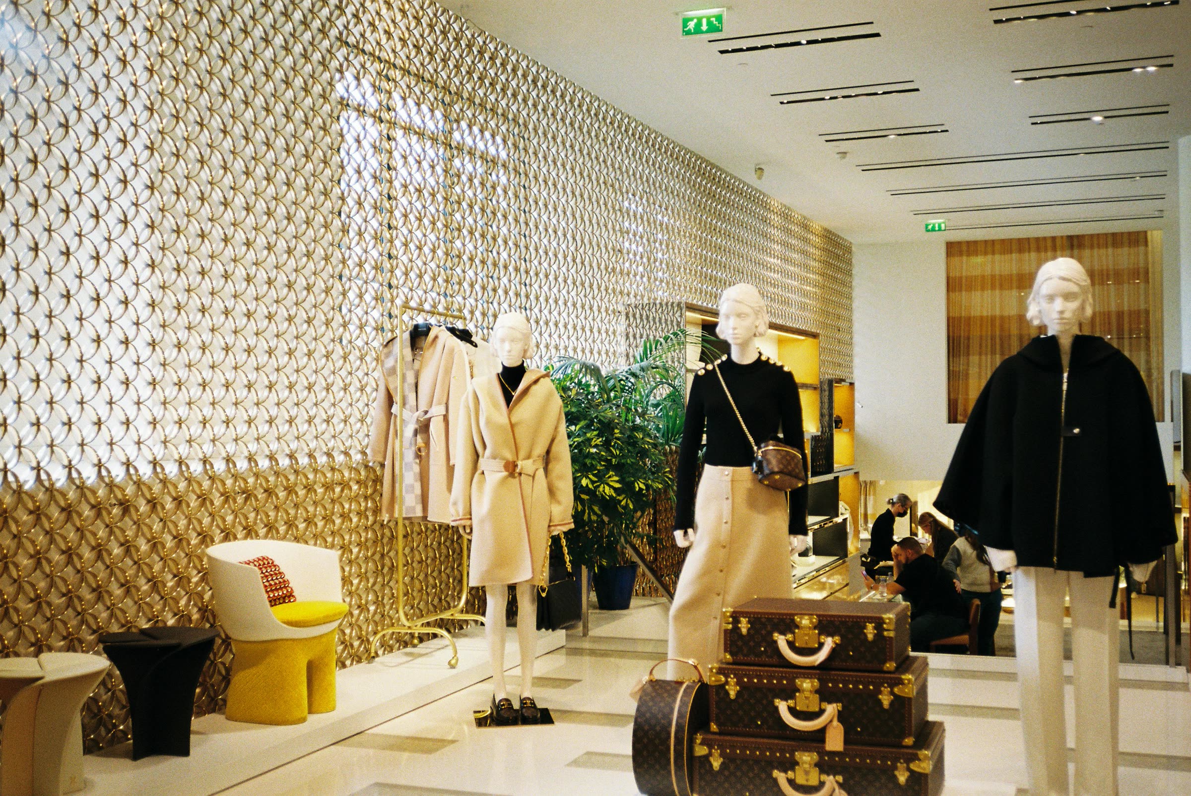 Personal shopping and luxury sourcing in London